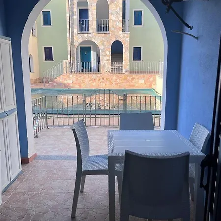 Con Piscina Apartment *